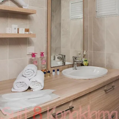 Apartment 8 Konaklama *